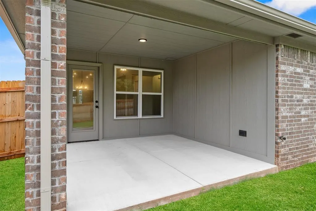 Photo 28 — 8825 Spruce Street, Edmond, OK 73003
