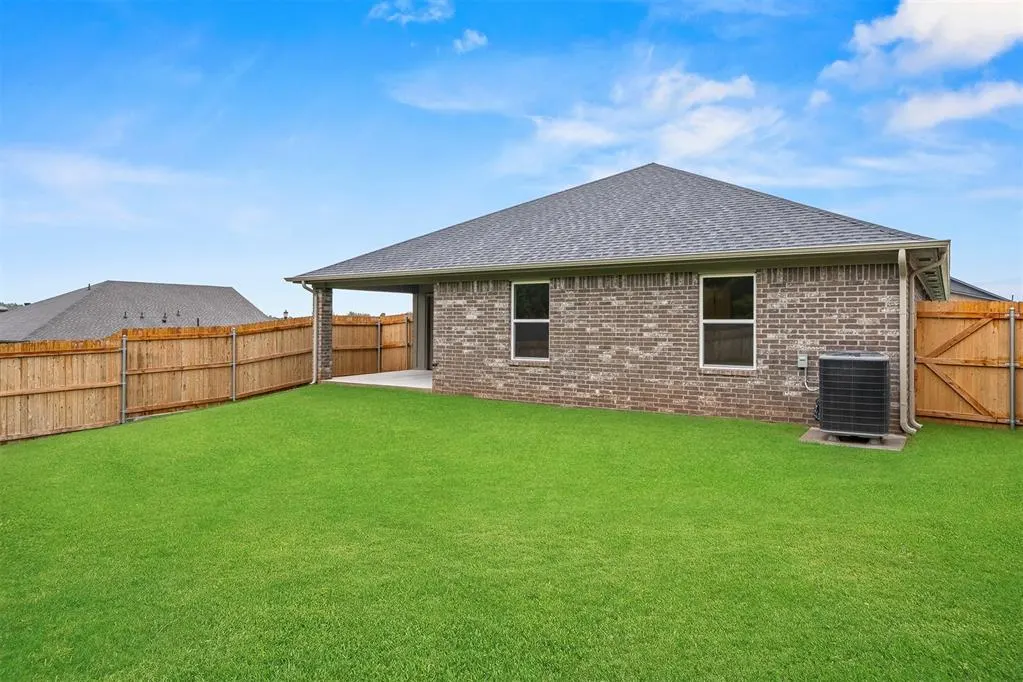 Photo 29 — 8825 Spruce Street, Edmond, OK 73003