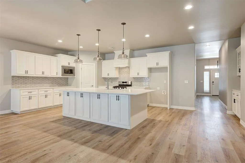 Photo 14 — 11225 SW 30th Street, Yukon, OK 73099