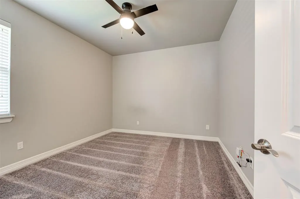 Photo 35 — 11225 SW 30th Street, Yukon, OK 73099