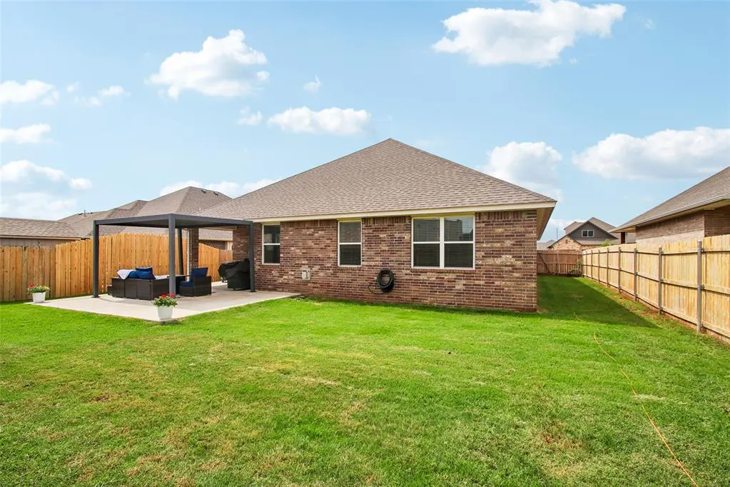 Photo 48 — 11225 SW 30th Street, Yukon, OK 73099