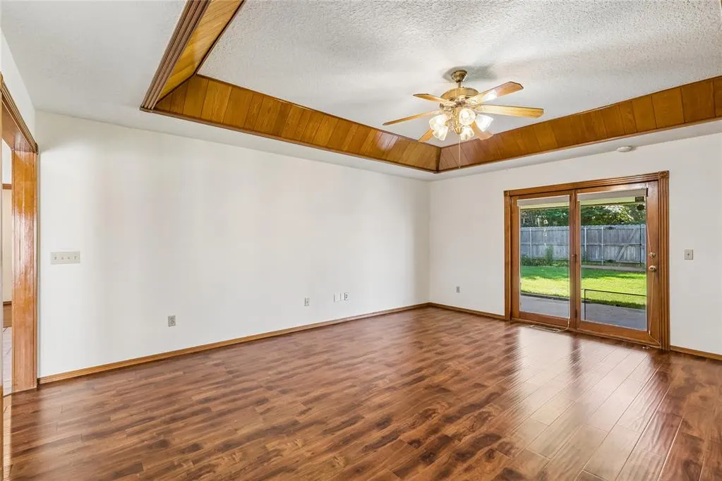 Photo 8 — 10620 Songbird Lane, Midwest City, OK 73130