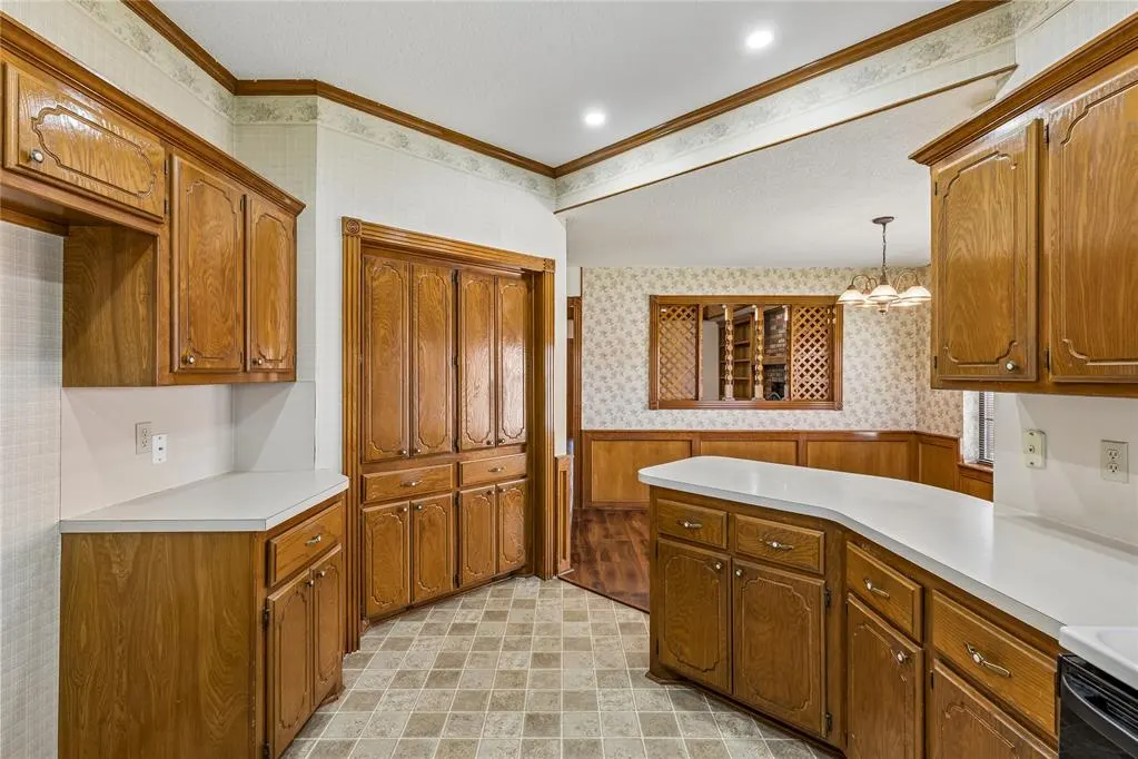 Photo 16 — 10620 Songbird Lane, Midwest City, OK 73130