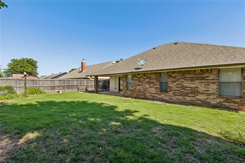 Photo 35 — 10620 Songbird Lane, Midwest City, OK 73130