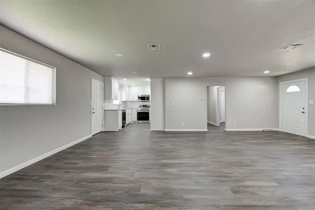 Photo 6 — 420 E 12th Street, Chandler, OK 74834