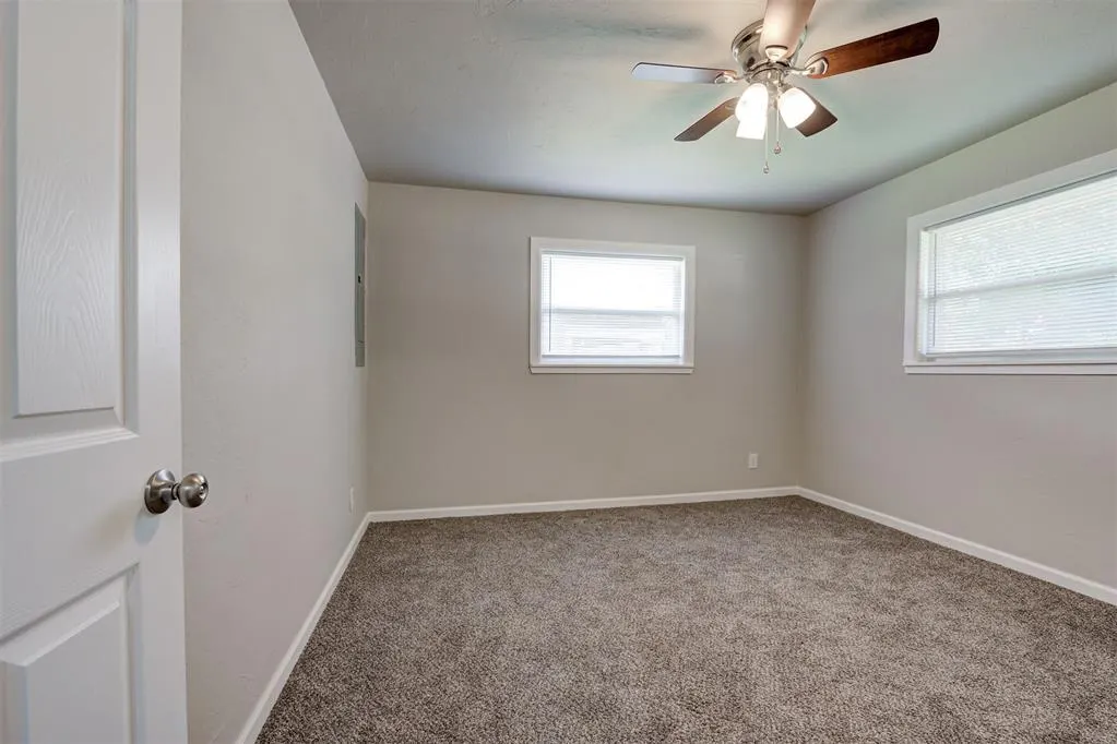 Photo 23 — 420 E 12th Street, Chandler, OK 74834