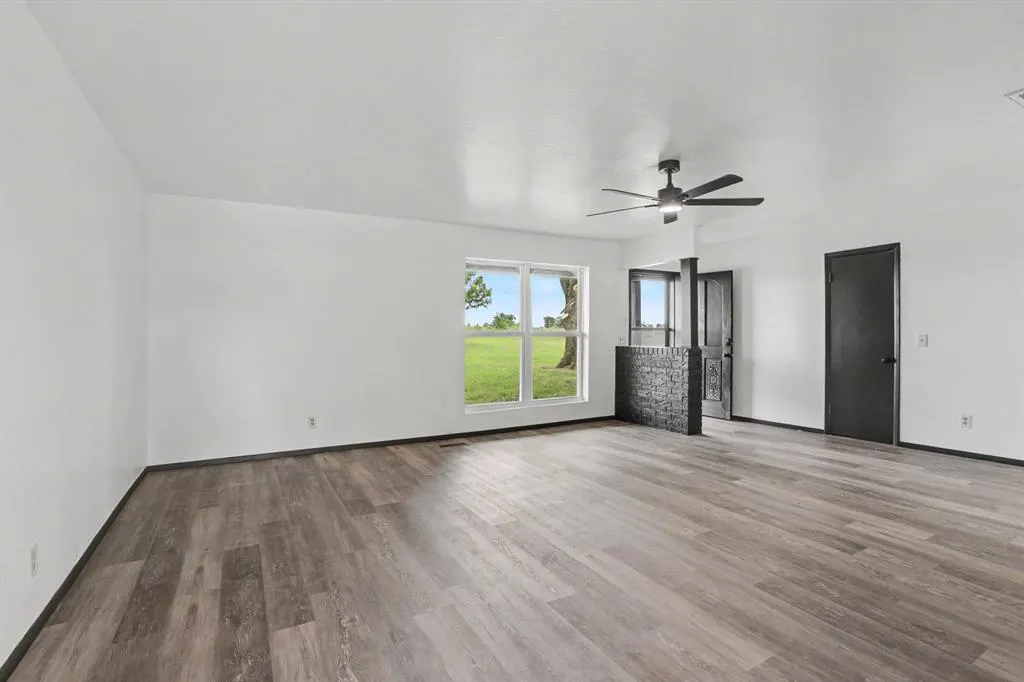 Photo 7 — 1015 N Midwest Boulevard, Guthrie, OK 73044