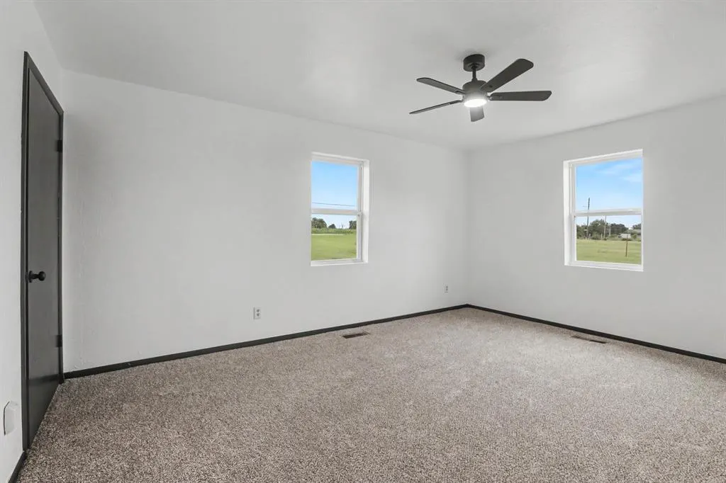 Photo 15 — 1015 N Midwest Boulevard, Guthrie, OK 73044