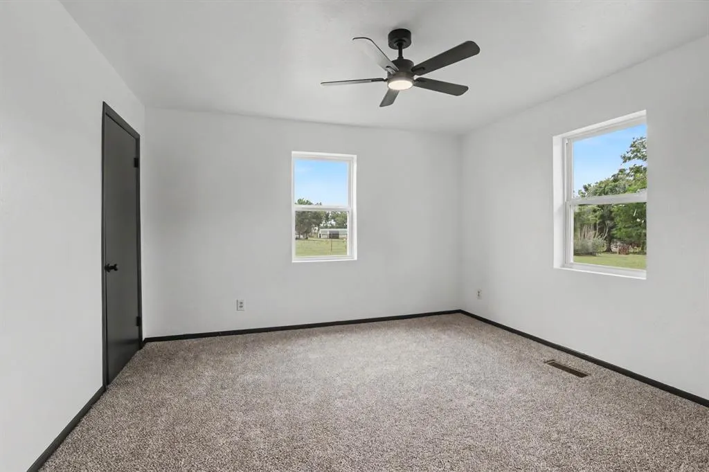 Photo 25 — 1015 N Midwest Boulevard, Guthrie, OK 73044