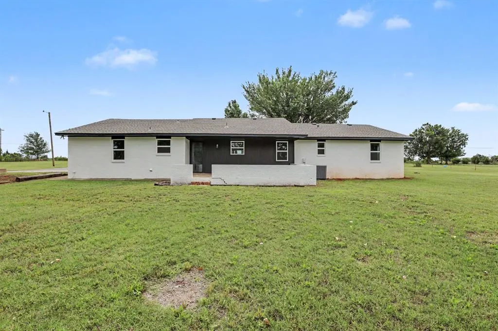 Photo 31 — 1015 N Midwest Boulevard, Guthrie, OK 73044