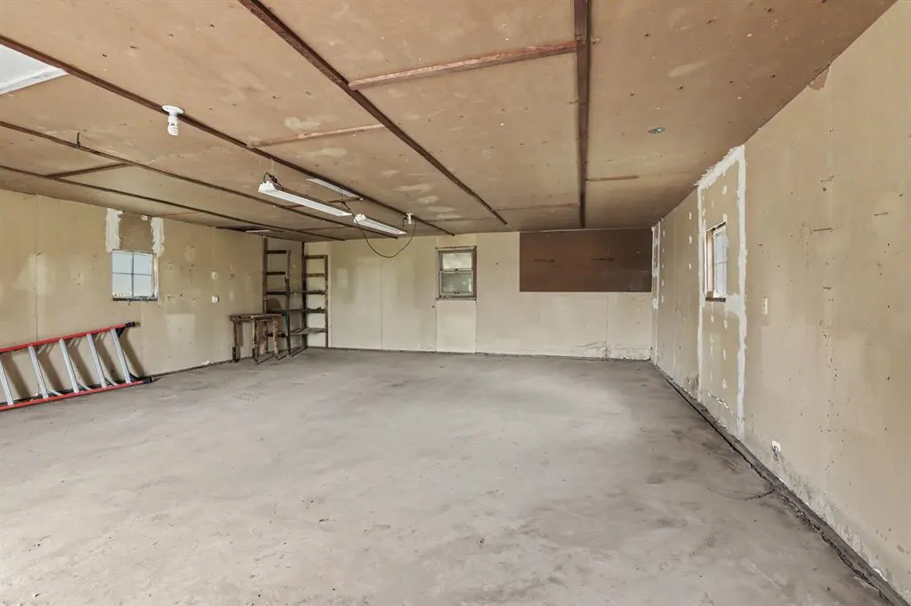 Photo 35 — 1015 N Midwest Boulevard, Guthrie, OK 73044