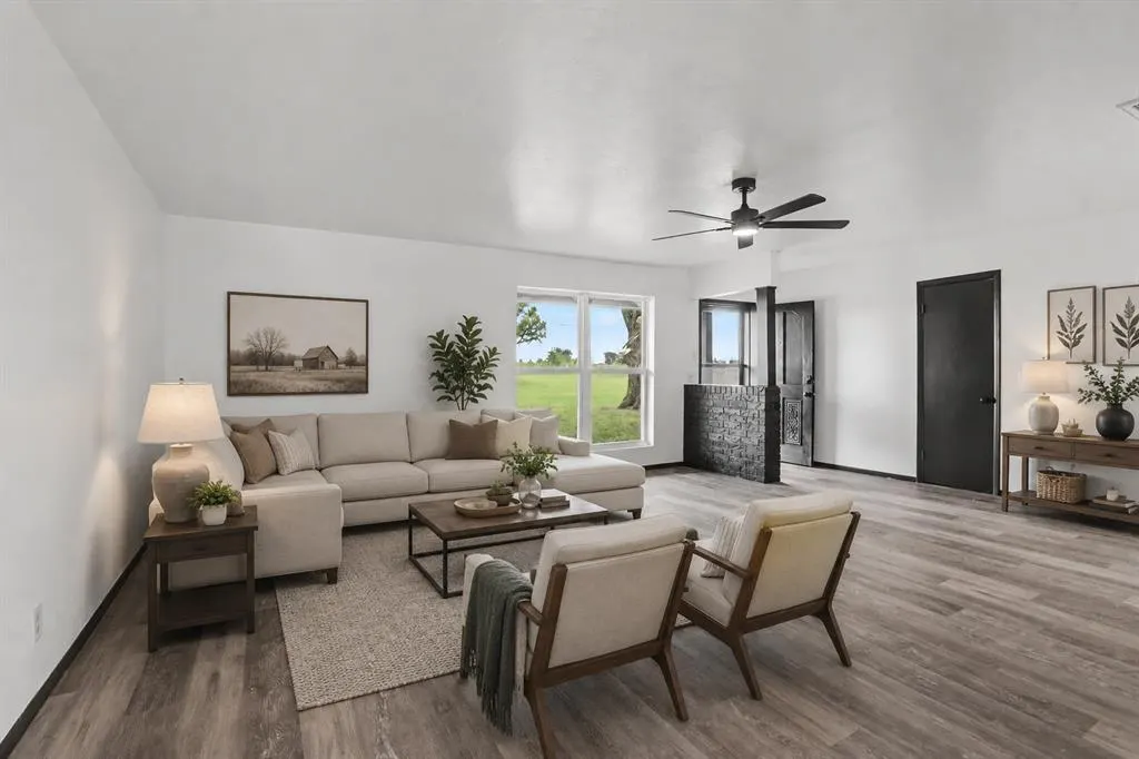 Photo 8 — 1015 N Midwest Boulevard, Guthrie, OK 73044