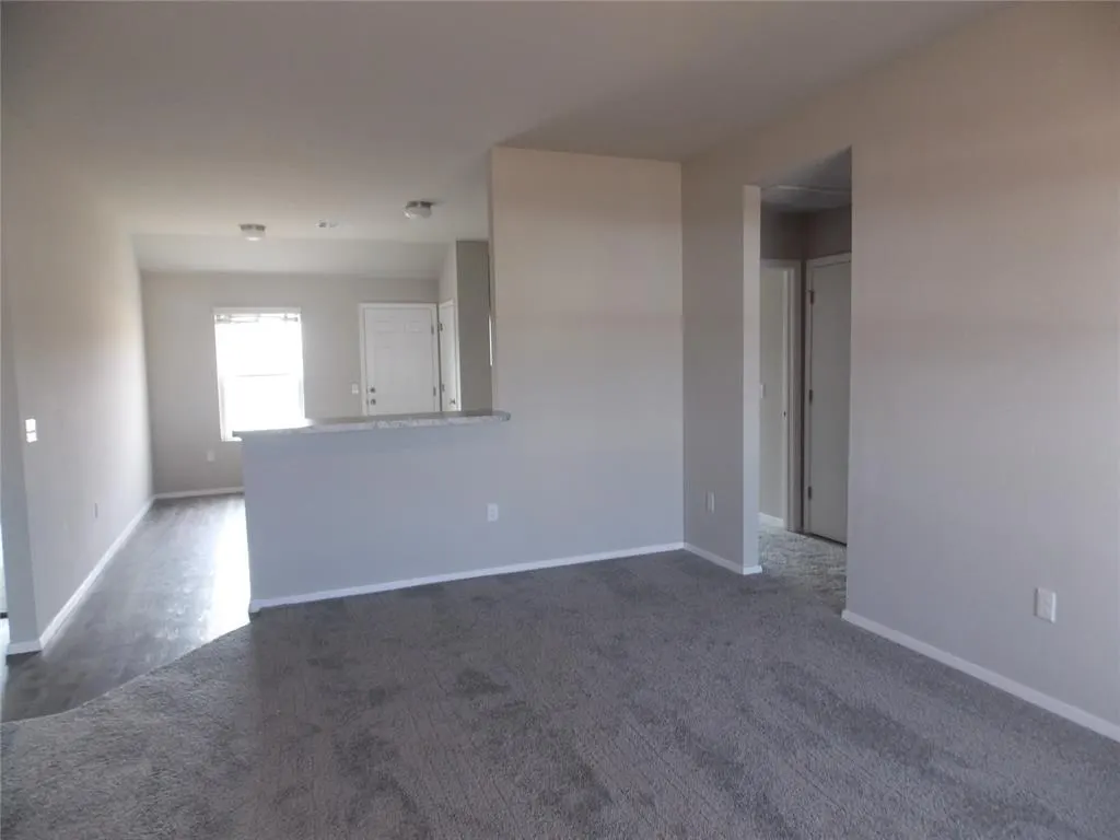 Photo 6 — 1841 Jack Rabbit Lane, El Reno, OK 73036