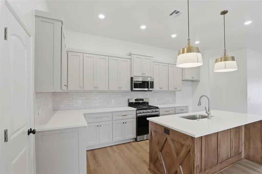 Photo 11 — 9033 NW 74th Street, Yukon, OK 73099