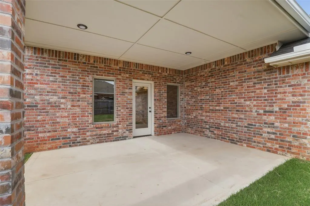 Photo 30 — 9033 NW 74th Street, Yukon, OK 73099