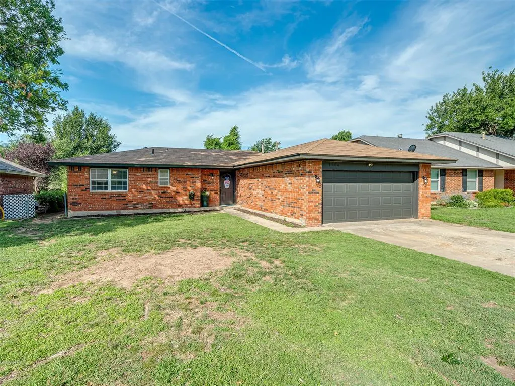Front exterior — 1006 Garden Grove, Yukon, OK 73099