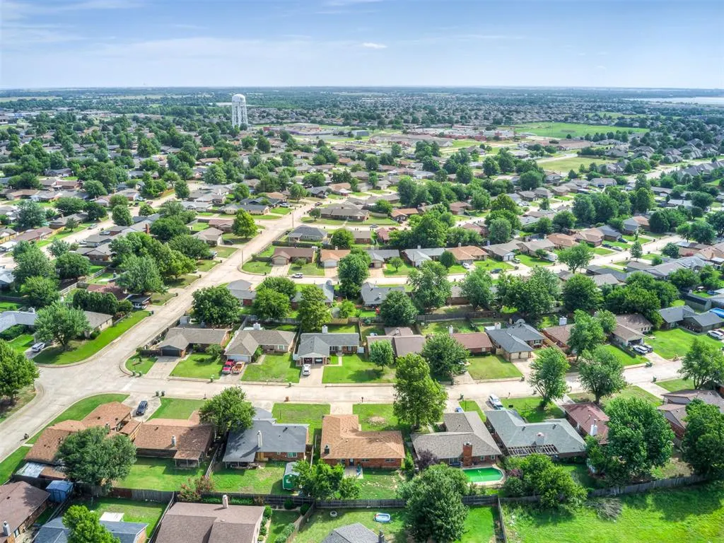 Photo 50 — 1006 Garden Grove, Yukon, OK 73099
