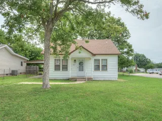 Sold home at 117 S 5th Street