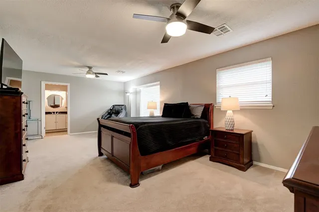Photo 8 — 6409 N College Avenue, Oklahoma City, OK 73132