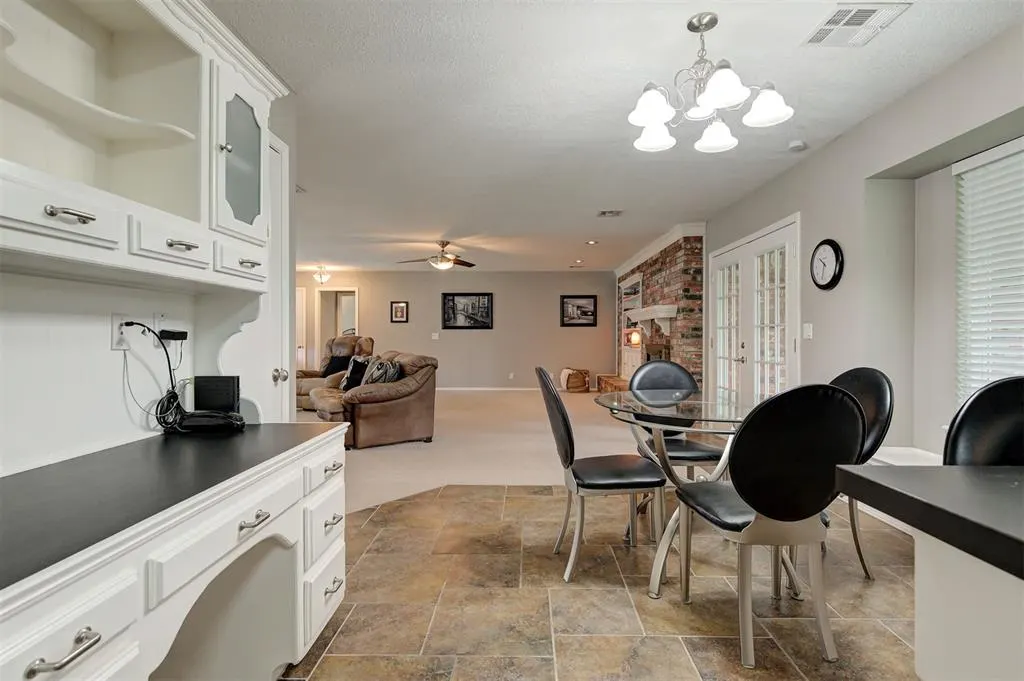 Photo 21 — 6409 N College Avenue, Oklahoma City, OK 73132