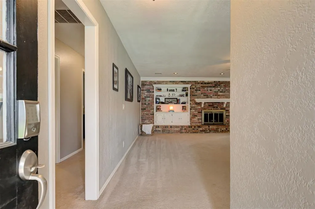 Photo 25 — 6409 N College Avenue, Oklahoma City, OK 73132