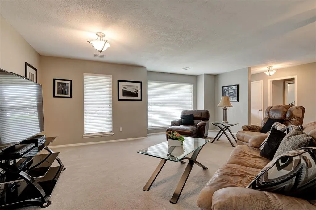 Photo 28 — 6409 N College Avenue, Oklahoma City, OK 73132