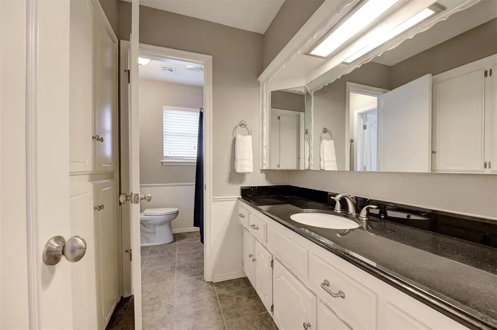 Photo 32 — 6409 N College Avenue, Oklahoma City, OK 73132