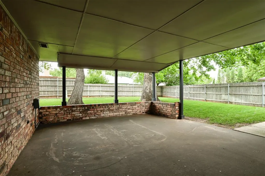Photo 37 — 6409 N College Avenue, Oklahoma City, OK 73132