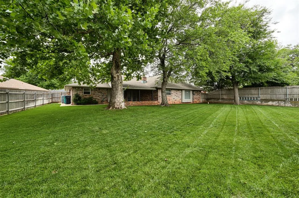 Photo 41 — 6409 N College Avenue, Oklahoma City, OK 73132