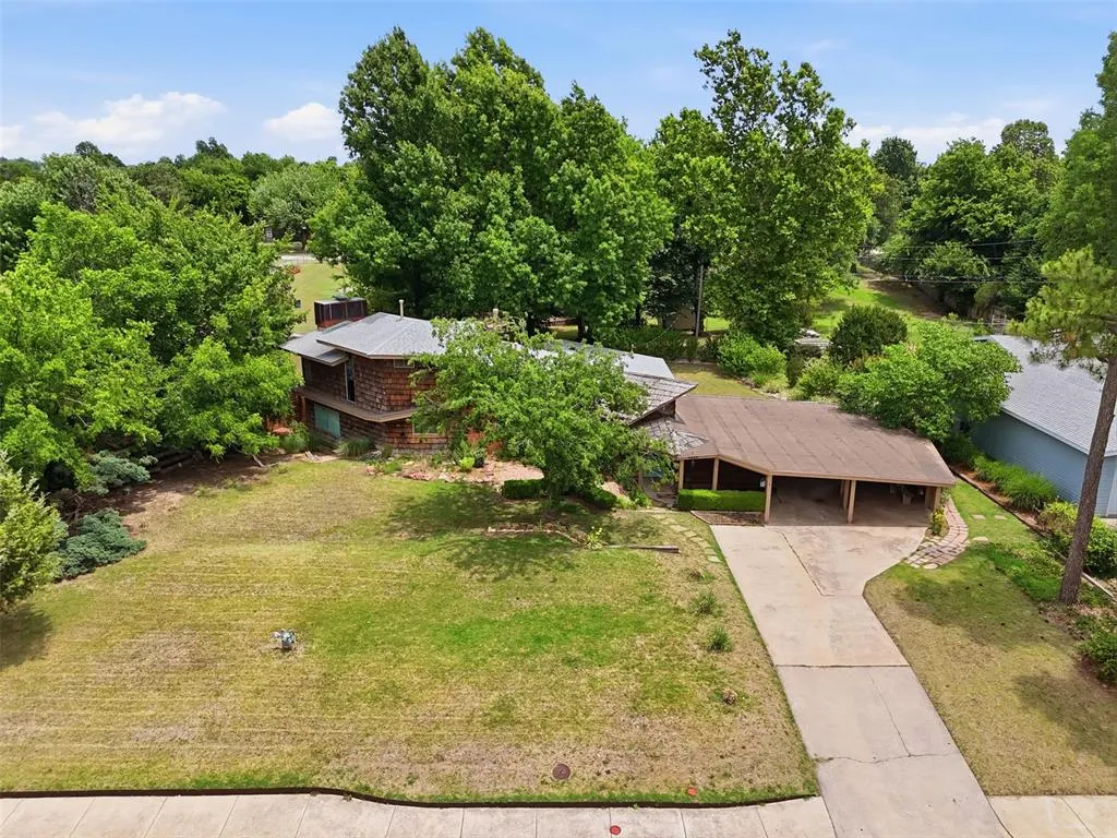 Photo 7 — 4800 N Hammond Avenue, Oklahoma City, OK 73122