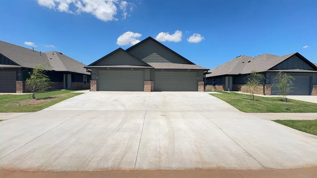 Photo 4 — 1211 NW 113TH Street, Oklahoma City, OK 73114