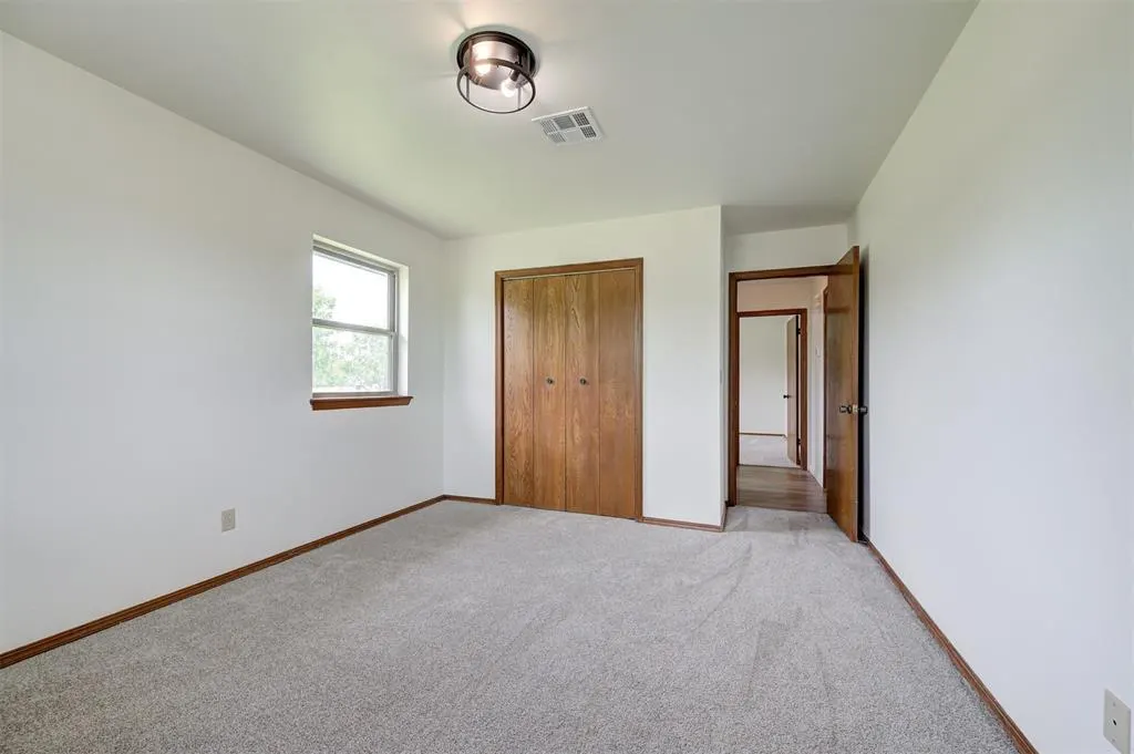 Photo 27 — 6517 S Frisco Road, Mustang, OK 73064