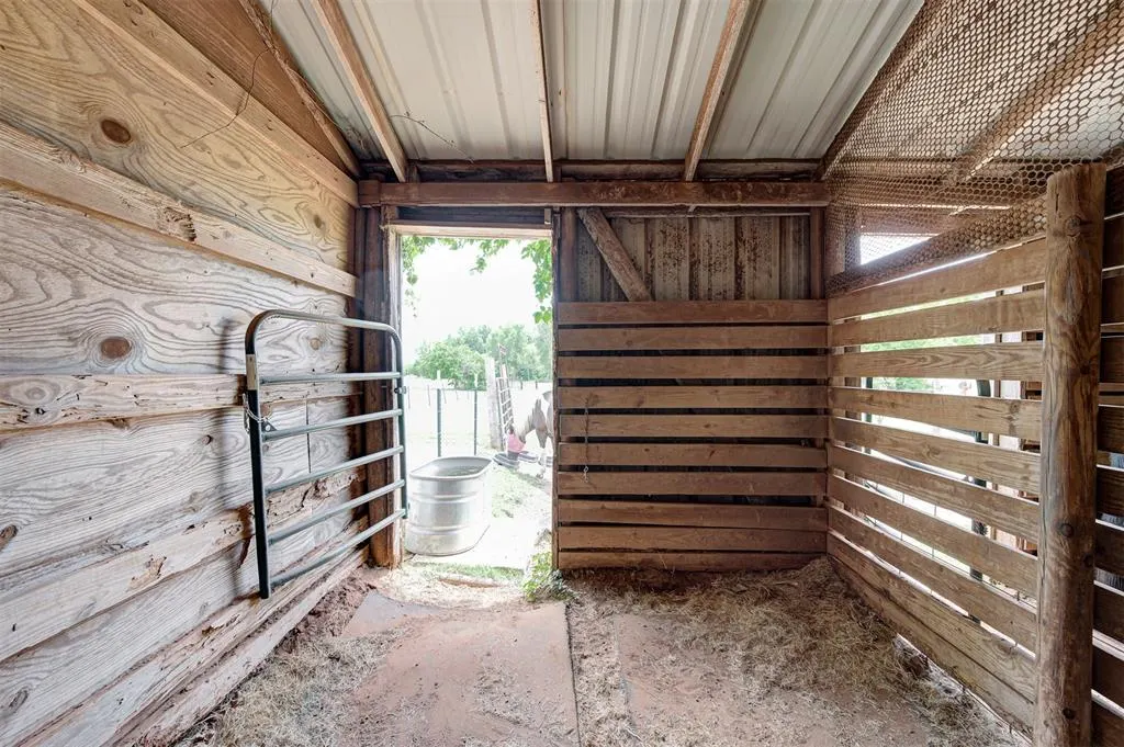Photo 39 — 6517 S Frisco Road, Mustang, OK 73064