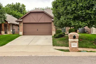 Sold home at 801 Doe Trail