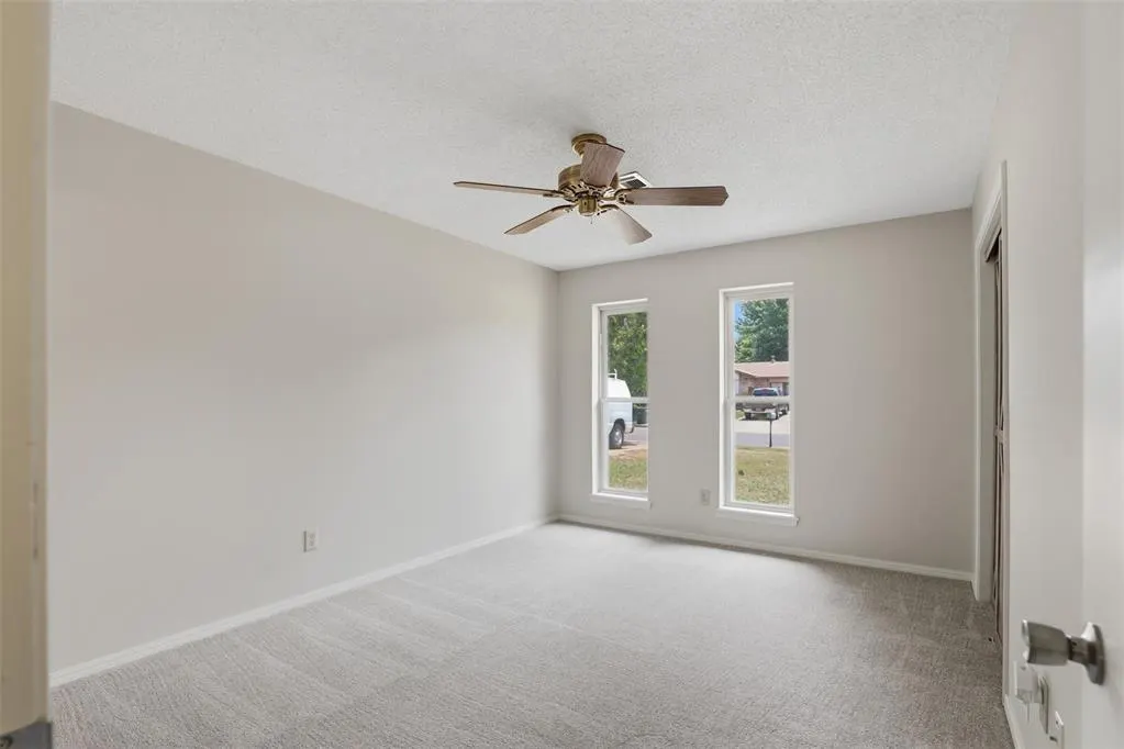 Photo 14 — 405 Meadow Lake Drive, Edmond, OK 73003