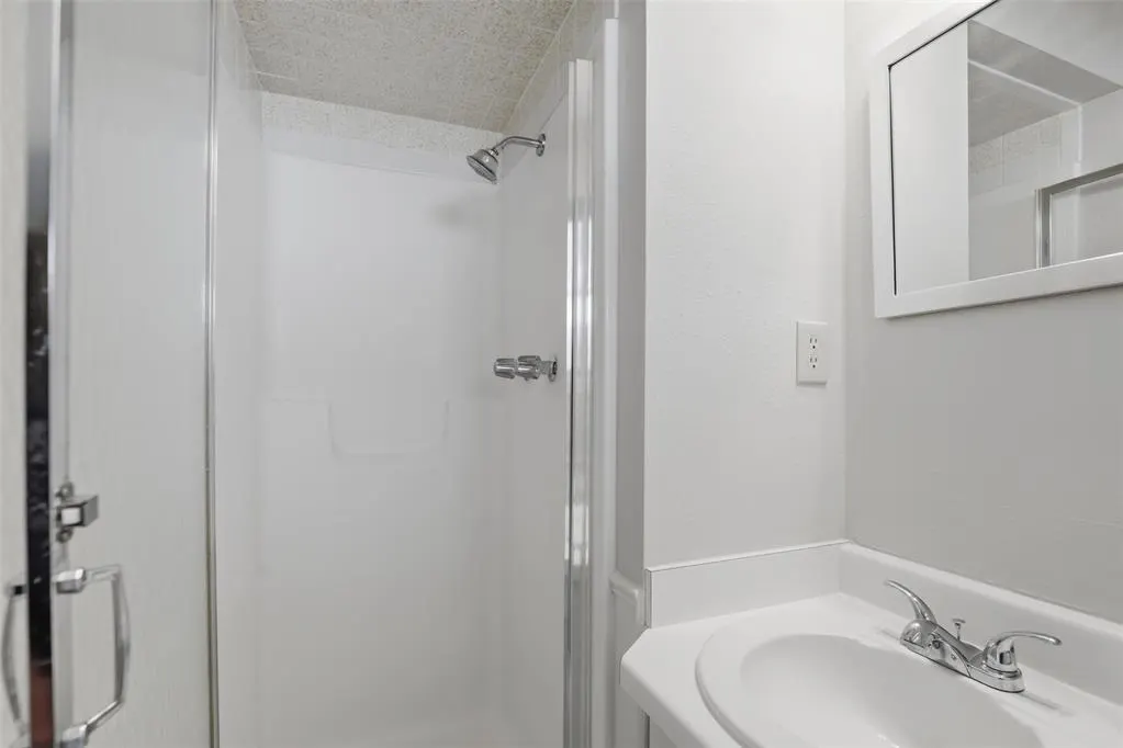 Photo 19 — 405 Meadow Lake Drive, Edmond, OK 73003