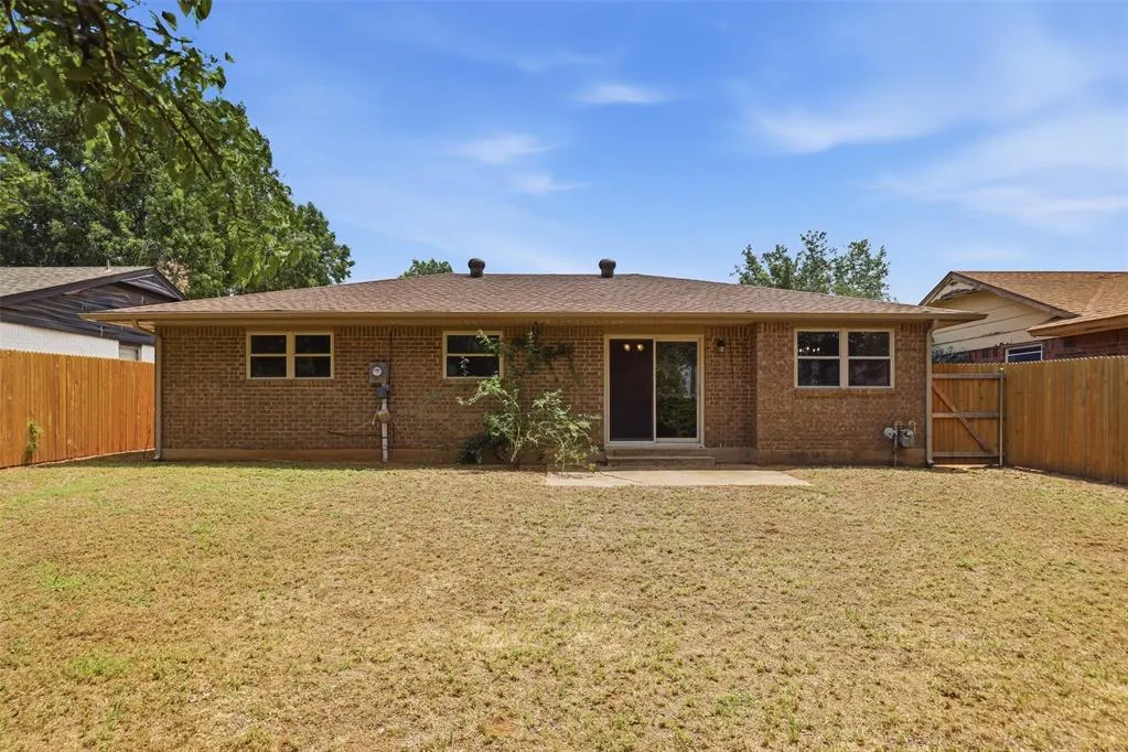Photo 25 — 405 Meadow Lake Drive, Edmond, OK 73003