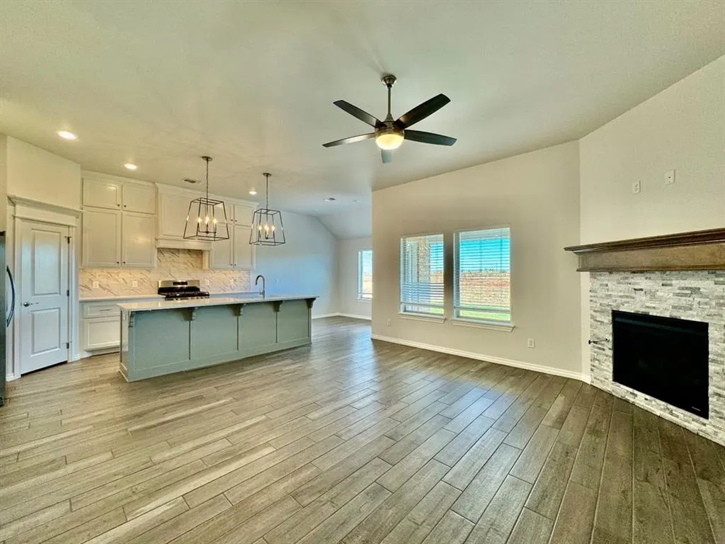 Photo 5 — 16220 Marsha Drive, Edmond, OK 73013