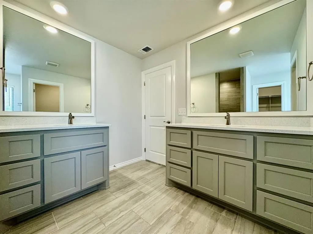 Photo 13 — 16220 Marsha Drive, Edmond, OK 73013