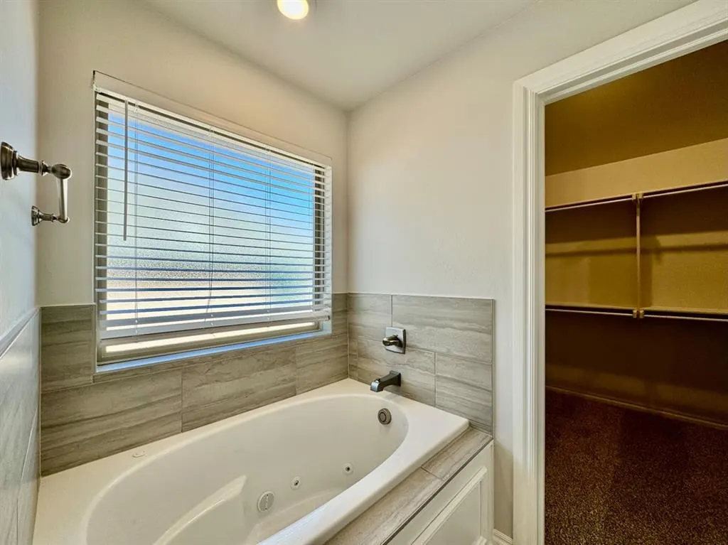 Photo 16 — 16220 Marsha Drive, Edmond, OK 73013