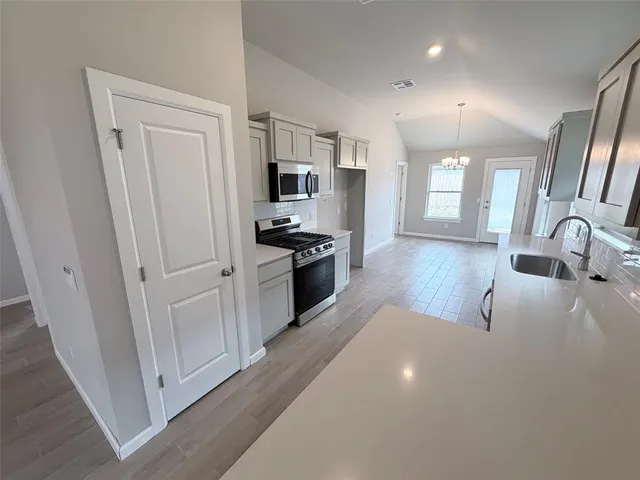 Photo 7 — 2912 NW 196th Place, Edmond, OK 73012