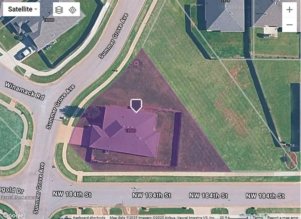 Photo 4 — 18500 Summer Grove Avenue, Edmond, OK 73012