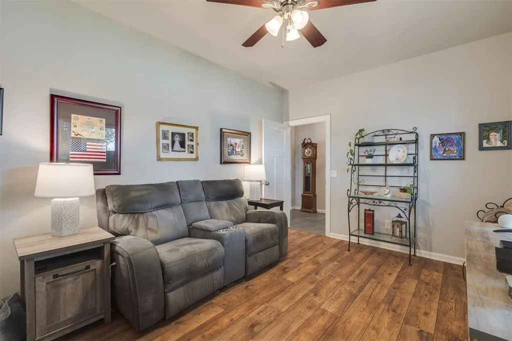 Photo 7 — 18500 Summer Grove Avenue, Edmond, OK 73012
