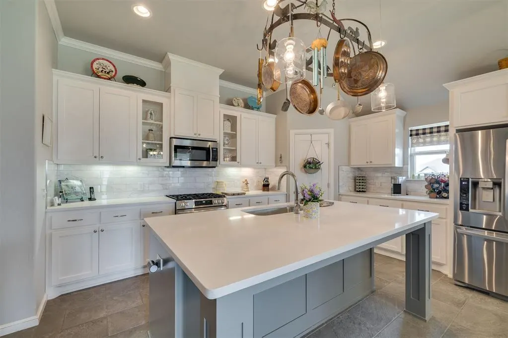 Photo 13 — 18500 Summer Grove Avenue, Edmond, OK 73012