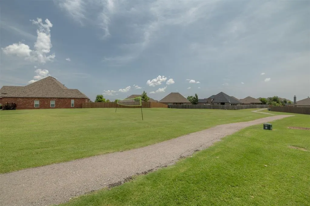 Photo 35 — 18500 Summer Grove Avenue, Edmond, OK 73012