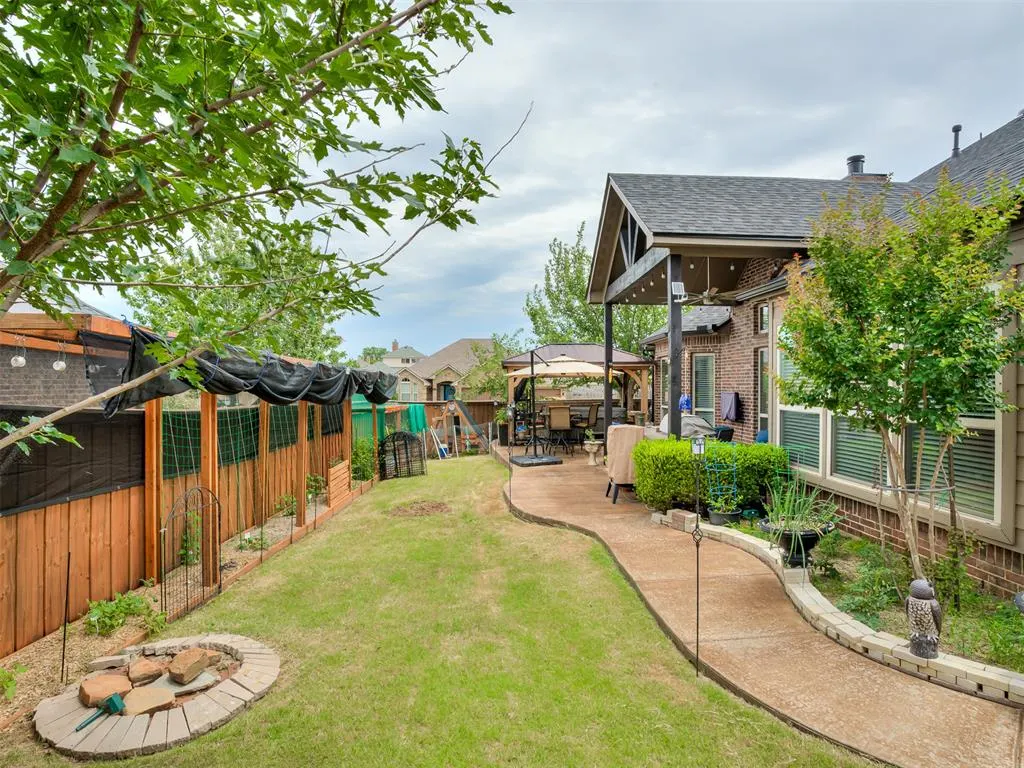 Photo 6 — 9101 NW 86th Court, Yukon, OK 73099