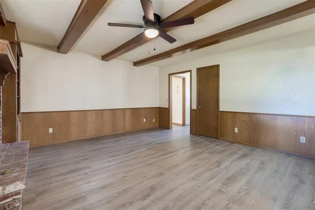 Photo 5 — 2912 N Santa Fe Avenue, Moore, OK 73160