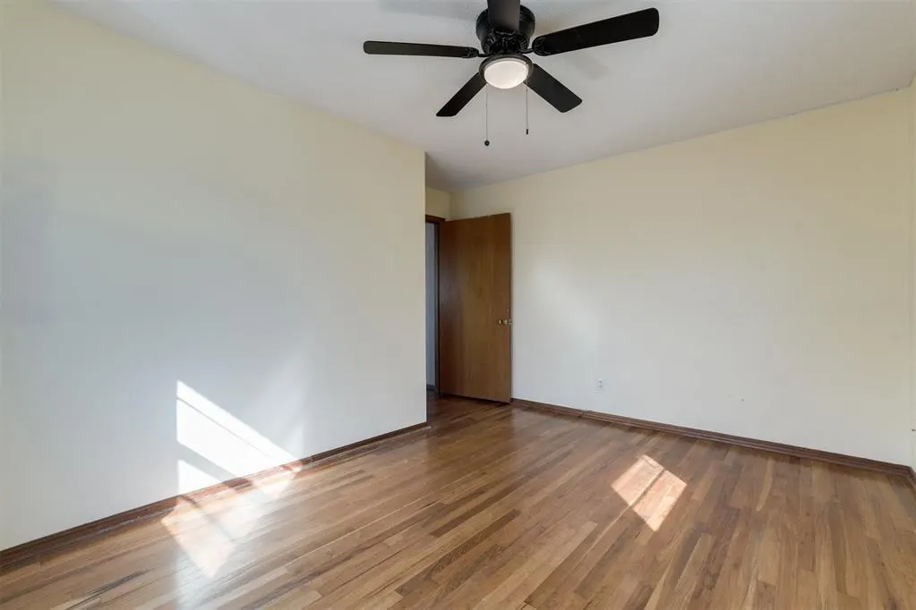 Photo 23 — 2912 N Santa Fe Avenue, Moore, OK 73160