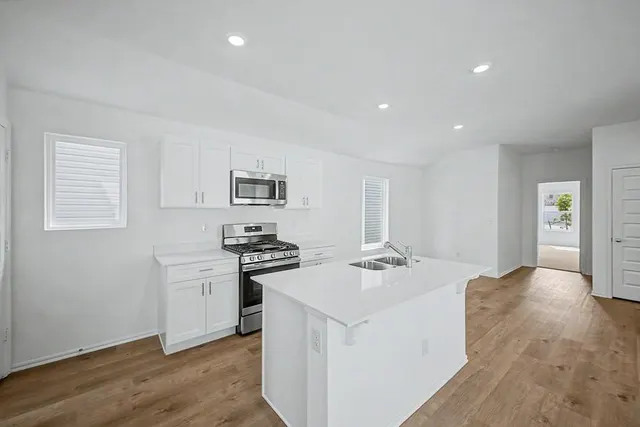 Photo 4 — 3620 Maggie Road, Mustang, OK 73064