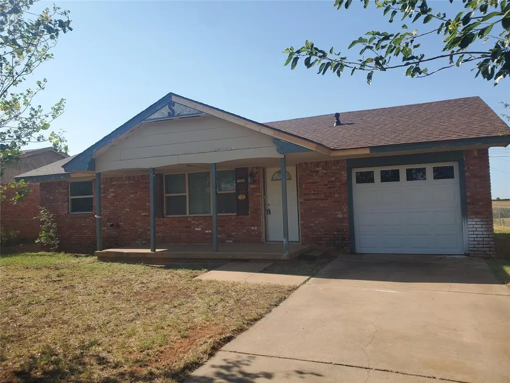Photo 2 — 204 Denise Drive, Burns Flat, OK 73624